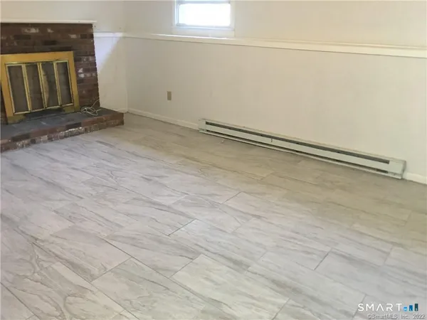 $3,200 | 49 Costanzo Court, Hamden, CT 06518