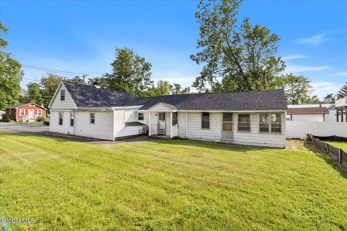 41 Virginia Avenue, Unit 2 Colonie, NY 12205 - Photo 5 of 17 31-IMG_1135