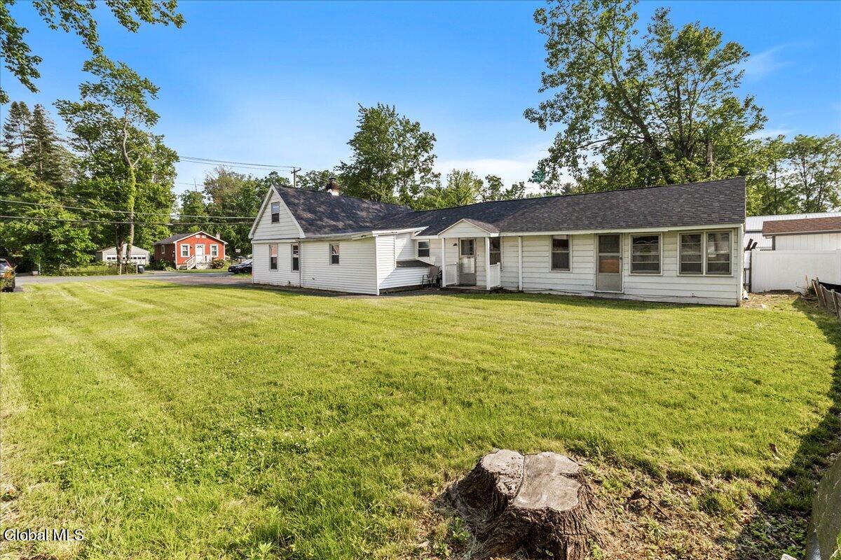 41 Virginia Avenue, Unit 2 Colonie, NY 12205 - Photo 6 of 17 32-IMG_1142