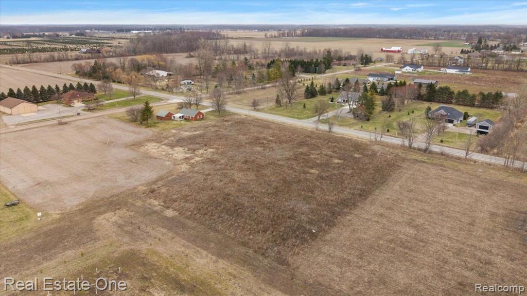 72857 Romeo Plank Road Armada, MI 48005 - Photo 7 of 10