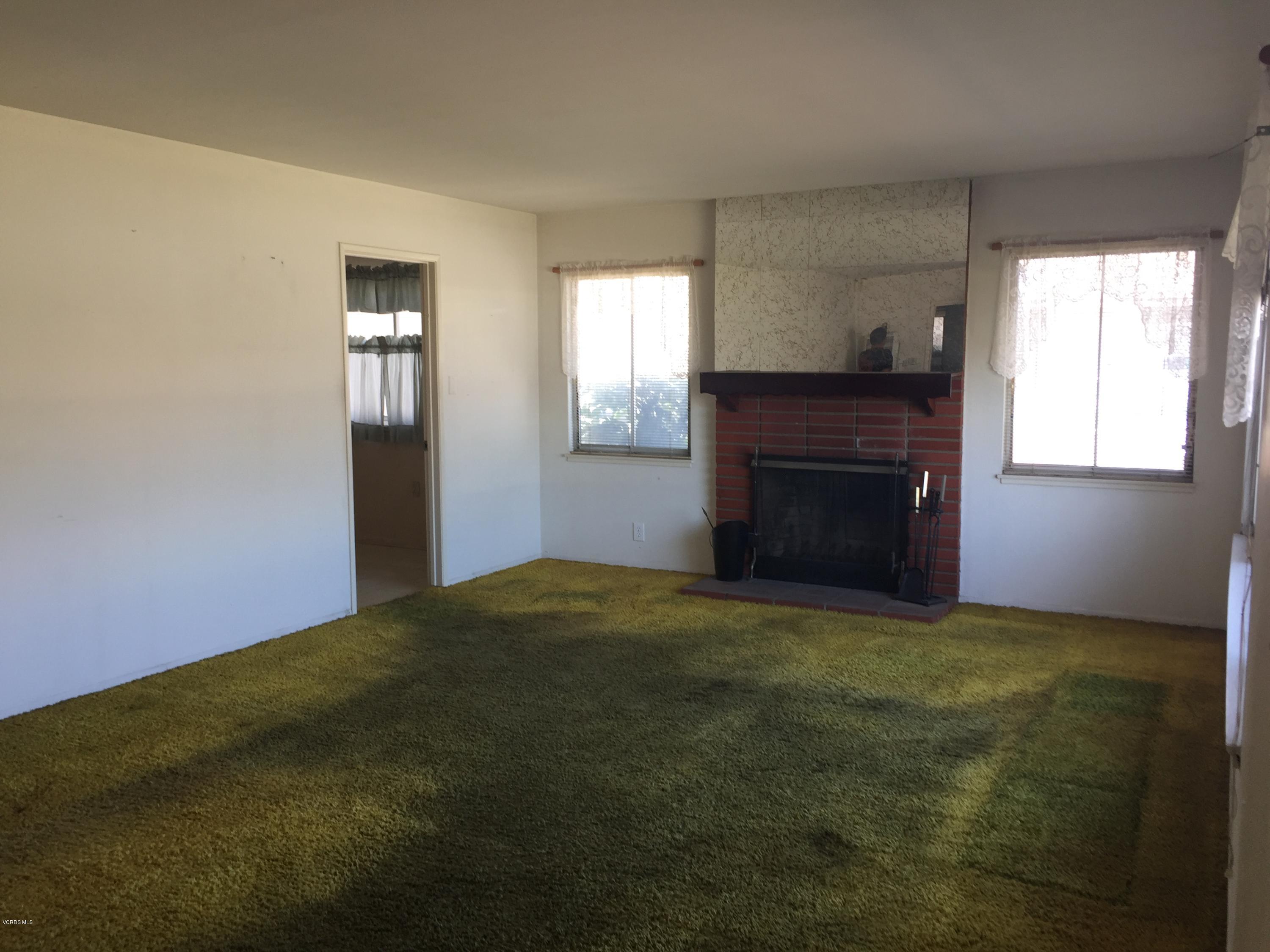 3033 G Street Oxnard, CA 93033 - Photo 2 of 11 IMG_3194