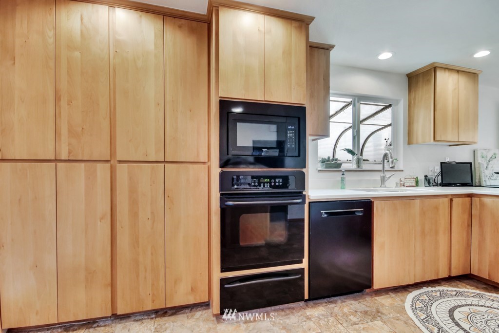 1311 Silver Street Sumner, WA 98390 - Photo 11 of 38 Gallery Image 11