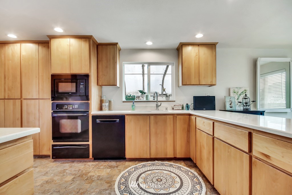 1311 Silver Street Sumner, WA 98390 - Photo 12 of 38 Gallery Image 12