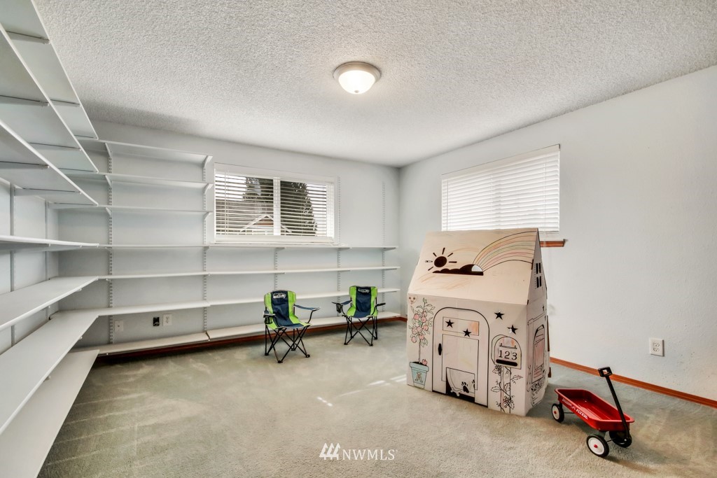 1311 Silver Street Sumner, WA 98390 - Photo 25 of 38 Gallery Image 25