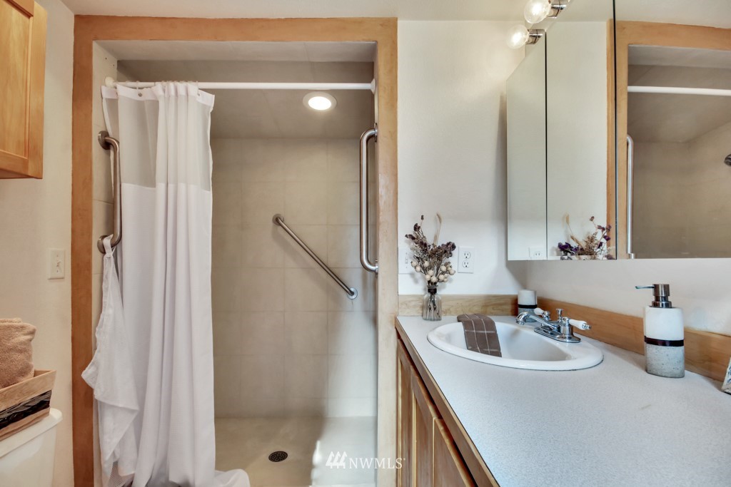 1311 Silver Street Sumner, WA 98390 - Photo 32 of 38 Gallery Image 32