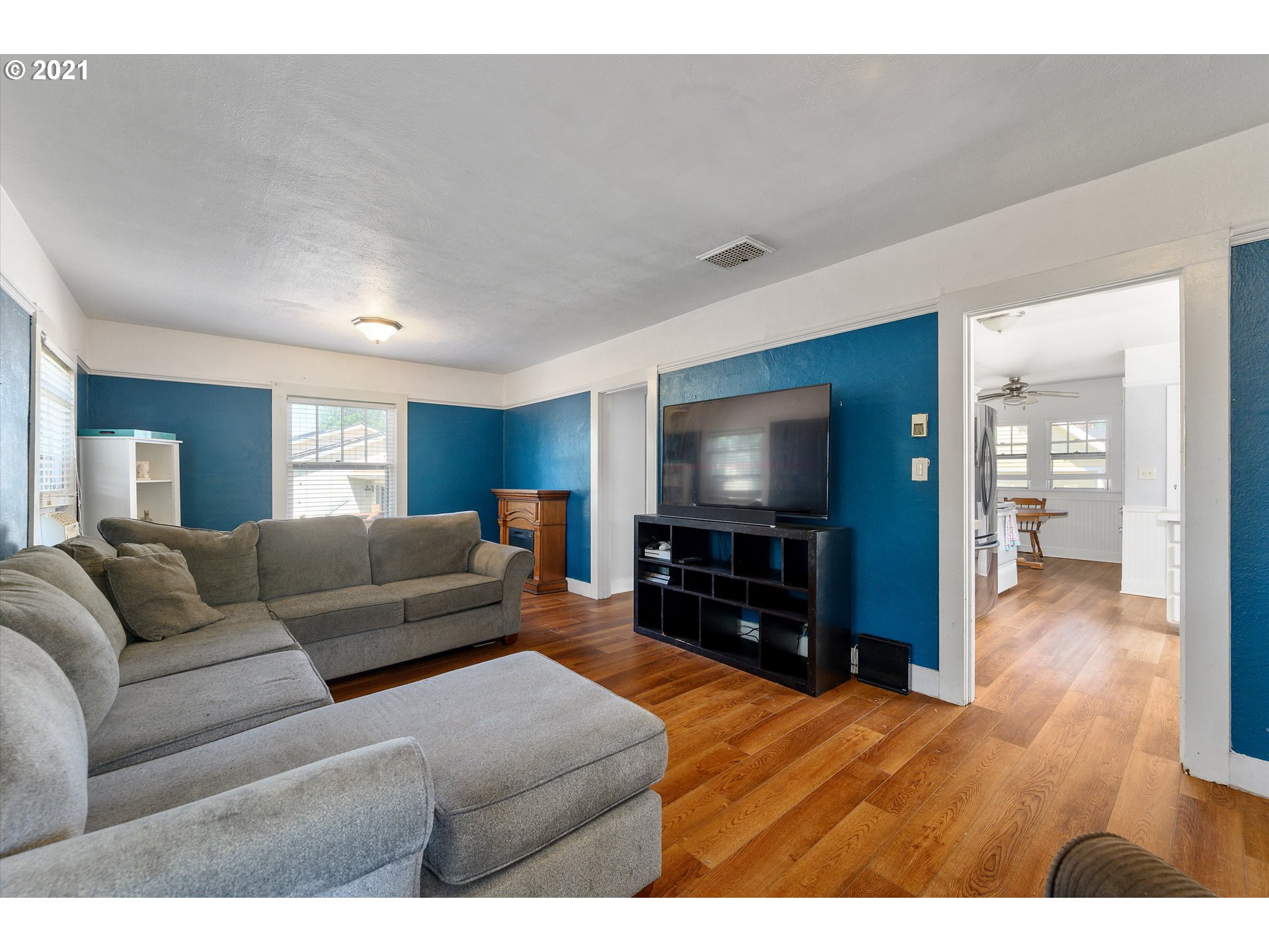 16039 Southeast Johnson Road Clackamas, OR 97015 - Photo 11 of 25 Gallery Image 11