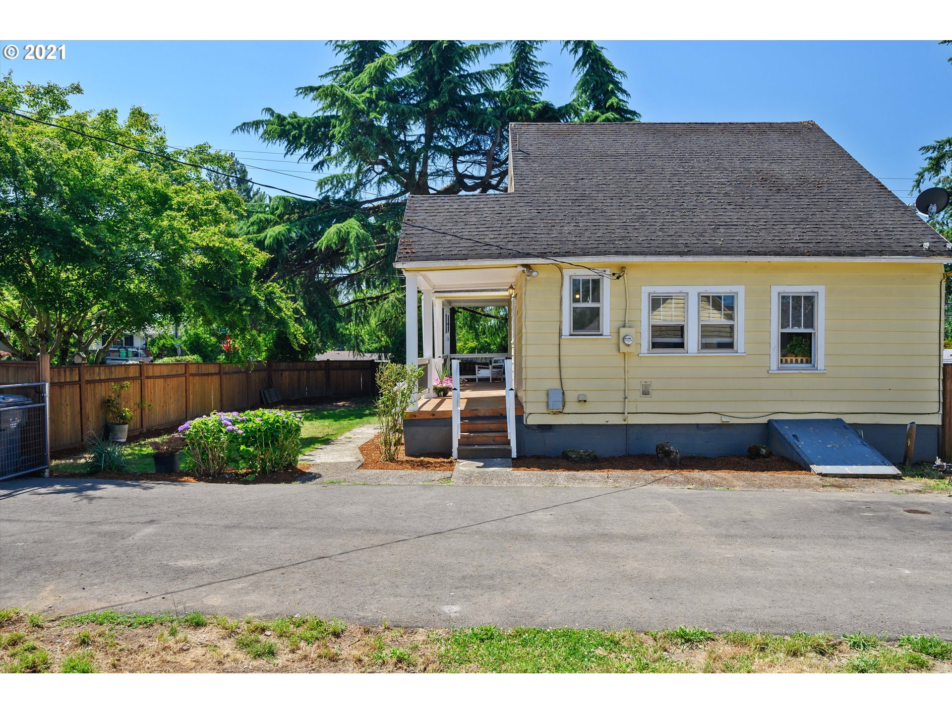 16039 Southeast Johnson Road Clackamas, OR 97015 - Photo 24 of 25 Gallery Image 24
