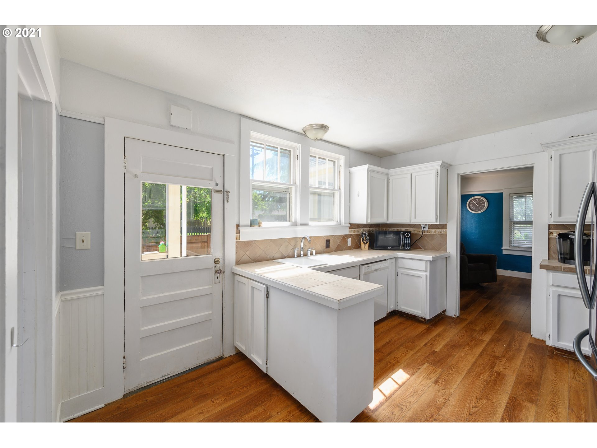 16039 Southeast Johnson Road Clackamas, OR 97015 - Photo 5 of 25 Gallery Image 5