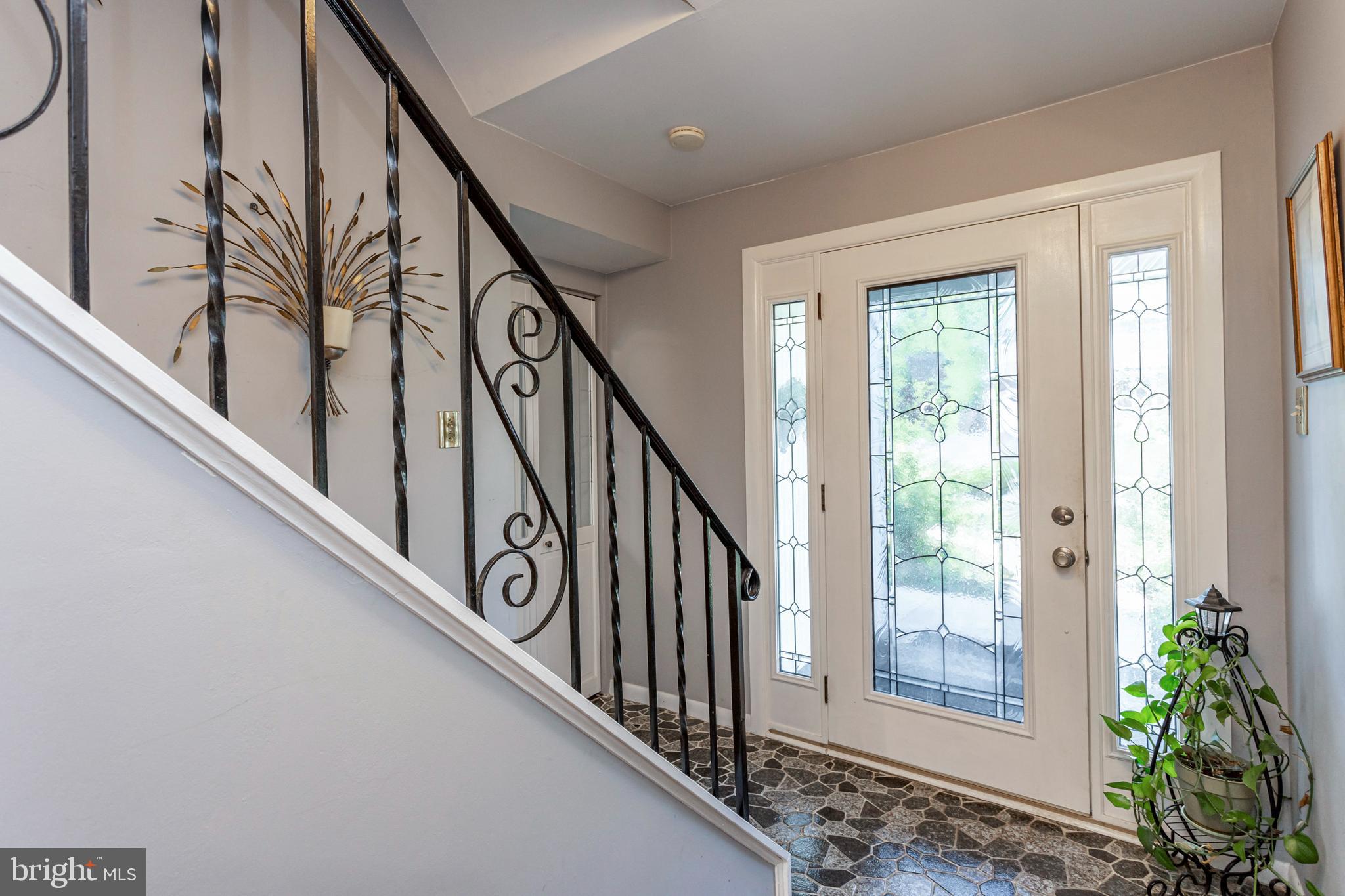 128 Morgan Road Aston, PA 19014 - Photo 4 of 45 Gallery Image 4