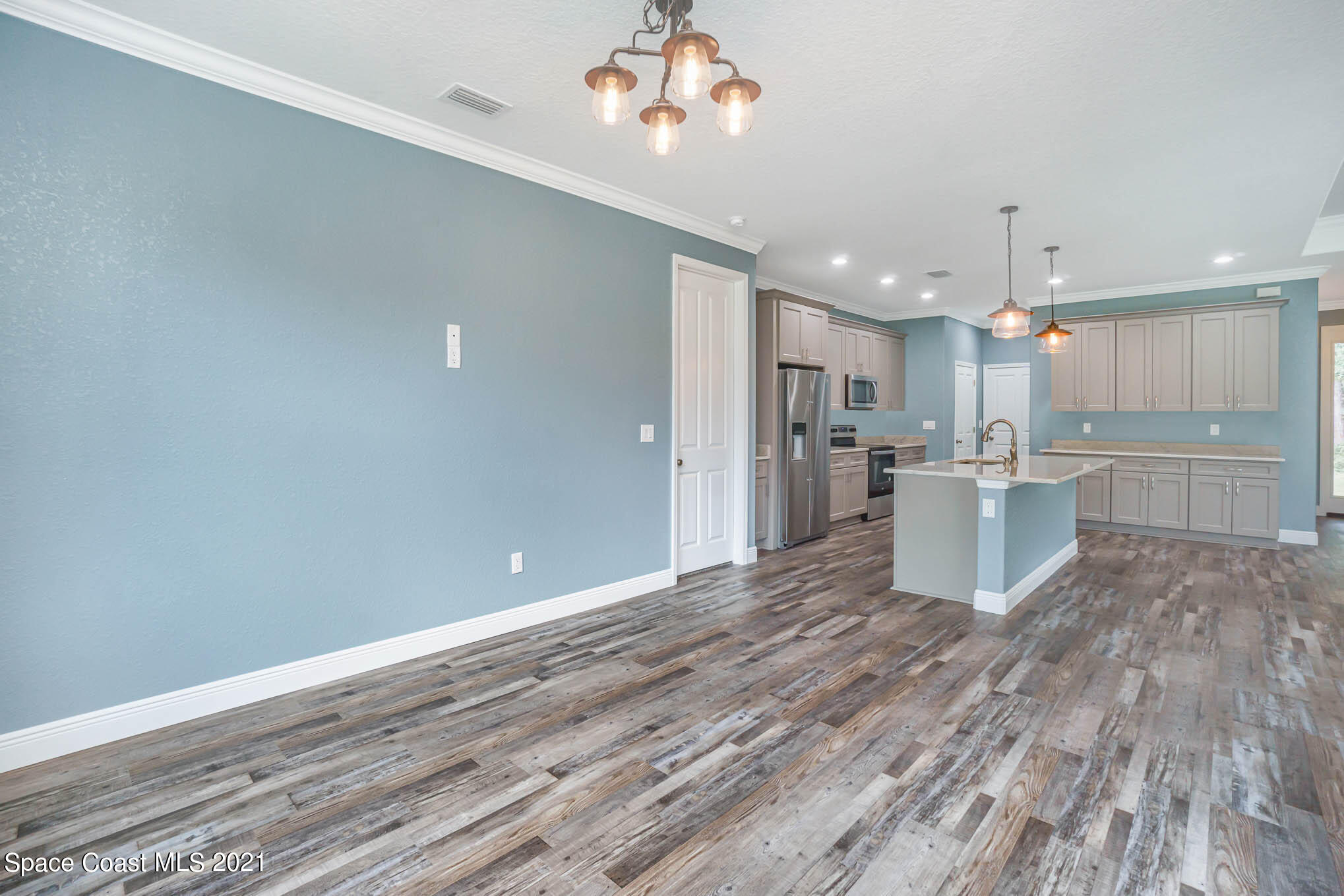 1795 Turpentine Road Mims, FL 32754 - Photo 14 of 35 Spaur1795TurpentinePhotoPack_20-Edit