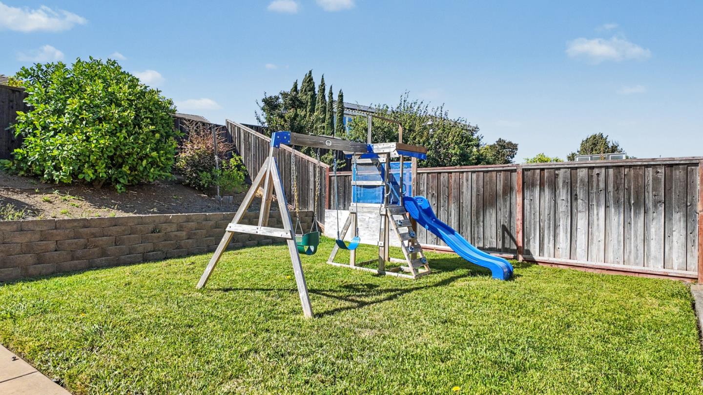 5006 Ridgefield Circle Fairfield, CA 94534 - Photo 28 of 46
