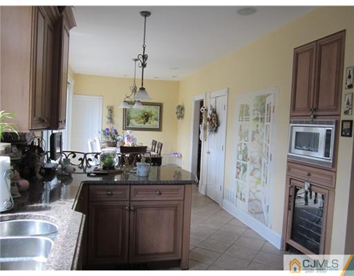 63 Spring Street Metuchen, NJ 08840 - Photo 13 of 25 Gallery Image 13