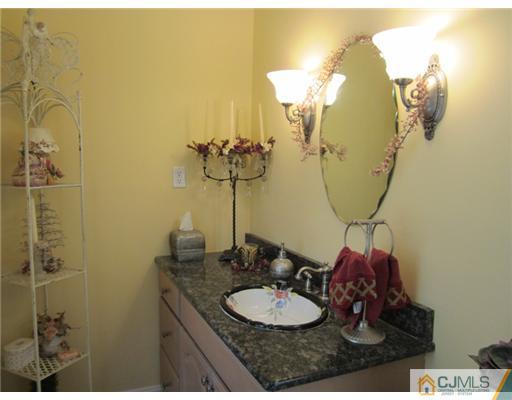 63 Spring Street Metuchen, NJ 08840 - Photo 15 of 25 Gallery Image 15