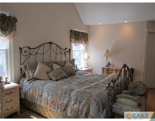 63 Spring Street Metuchen, NJ 08840 - Photo 16 of 25 Gallery Image 16