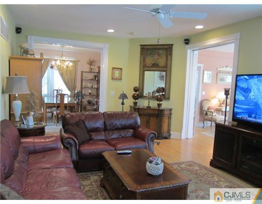 63 Spring Street Metuchen, NJ 08840 - Photo 9 of 25 Gallery Image 9