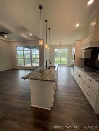 $497,900 | 333 Tuscany Drive, Unit 16, Floyds Knobs, IN 47119