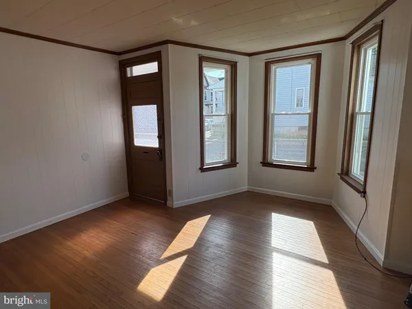 $1,200 | 50 East North Street, Unit 1, Waynesboro, PA 17268