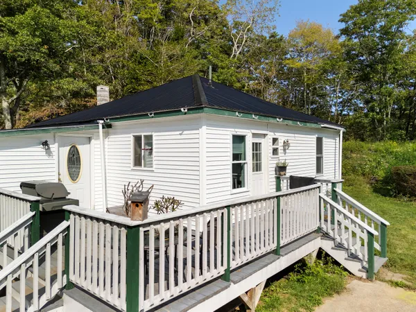 $555,000 | 1682-1676 Main Road, Phippsburg, ME 04562