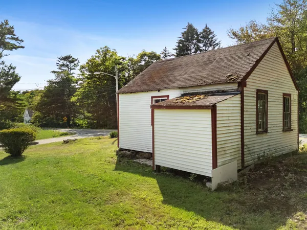 $555,000 | 1682-1676 Main Road, Phippsburg, ME 04562
