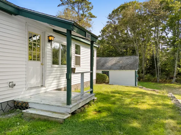 $555,000 | 1682-1676 Main Road, Phippsburg, ME 04562
