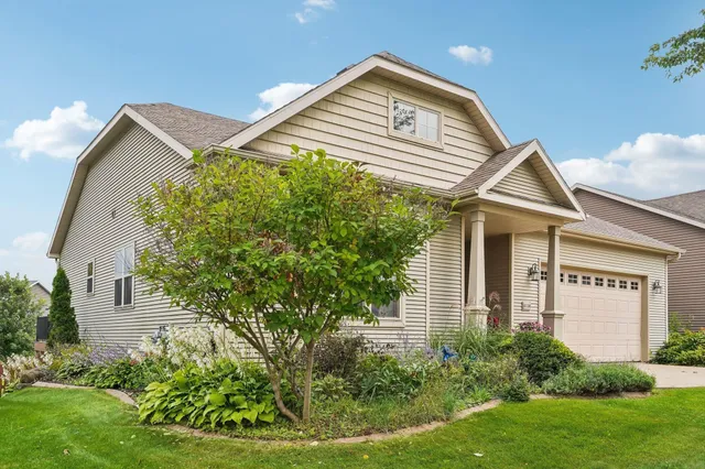 $499,000 | 6138 Canyon Parkway, McFarland, WI 53558