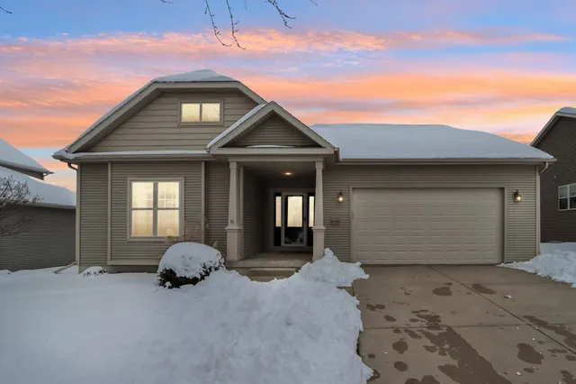 $499,000 | 6138 Canyon Parkway, McFarland, WI 53558