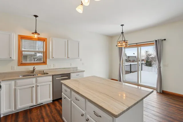 $499,000 | 6138 Canyon Parkway, McFarland, WI 53558