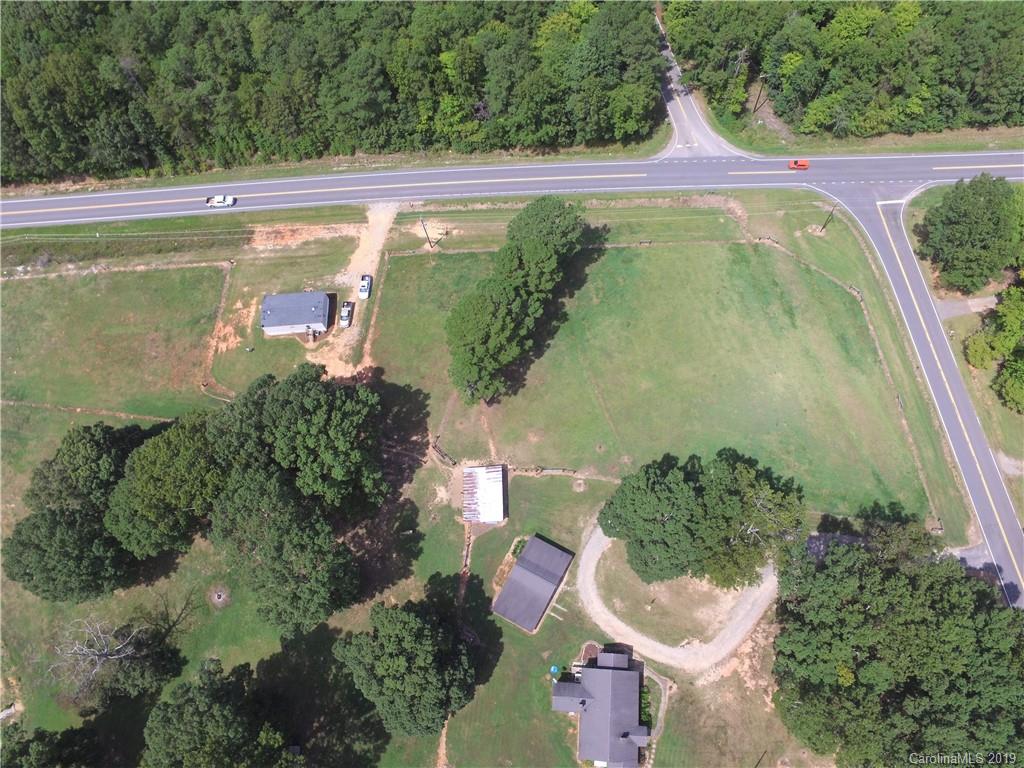 130 Holiday Road Lancaster, SC 29720 - Photo 8 of 42 Gallery Image 8