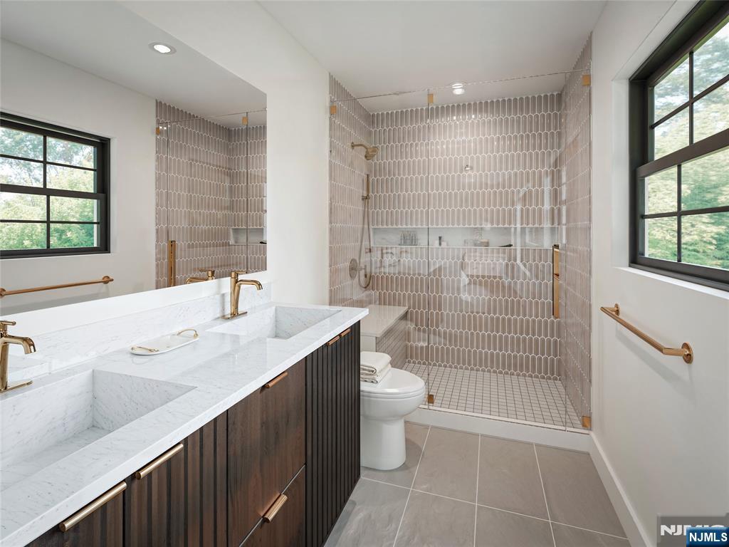 82 A Hazelton Street Ridgefield Park, NJ 07660 - Photo 10 of 11