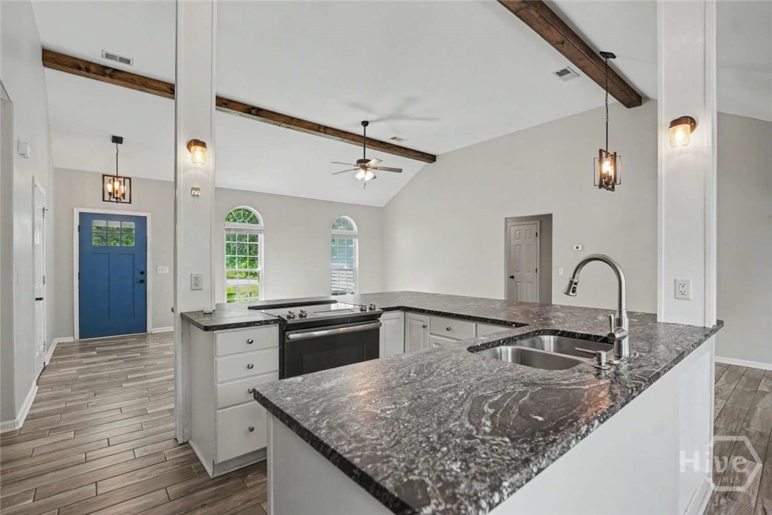 208 Burton Road Savannah, GA 31405 - Photo 10 of 25 Gallery Image 10