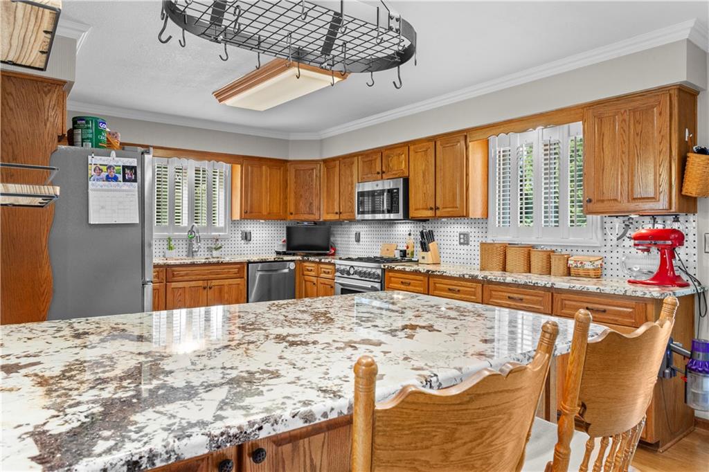 1090 Northeast Blackwell Road Lee's Summit, MO 64086 - Photo 15 of 35