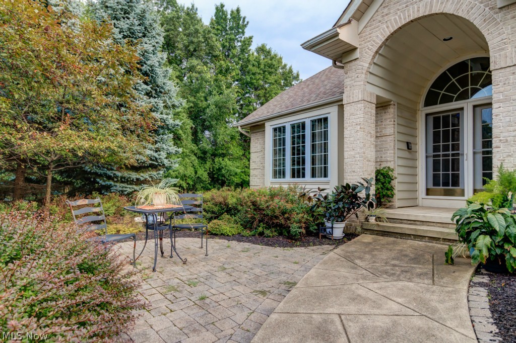 5520 Highland Road Cleveland, OH 44143 - Photo 3 of 25 Gallery Image 3