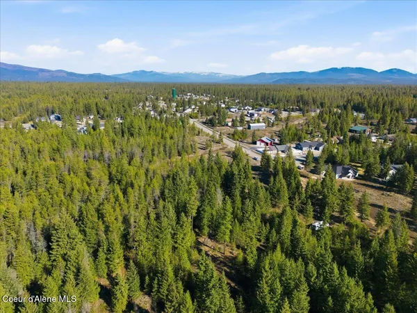 $139,900 | 109 Jefferson Street, Spirit Lake, ID 83869