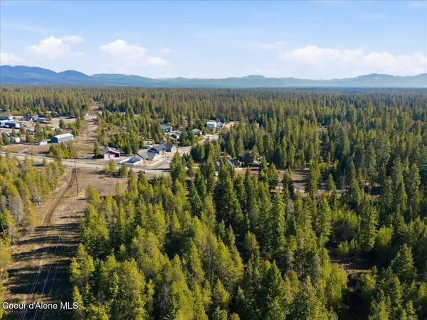 $139,900 | 109 Jefferson Street, Spirit Lake, ID 83869