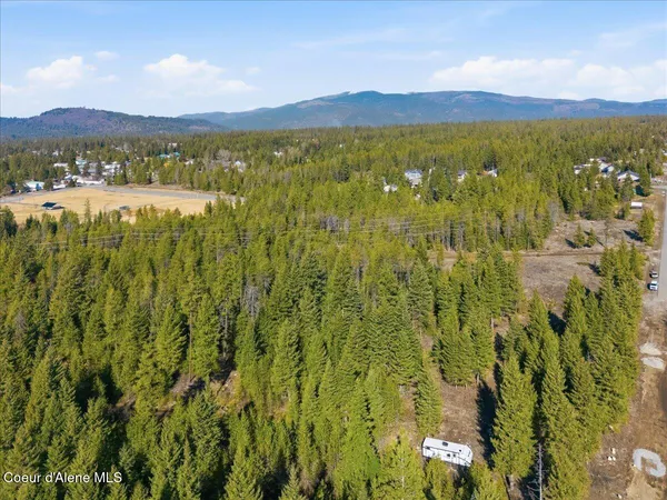 $139,900 | 109 Jefferson Street, Spirit Lake, ID 83869