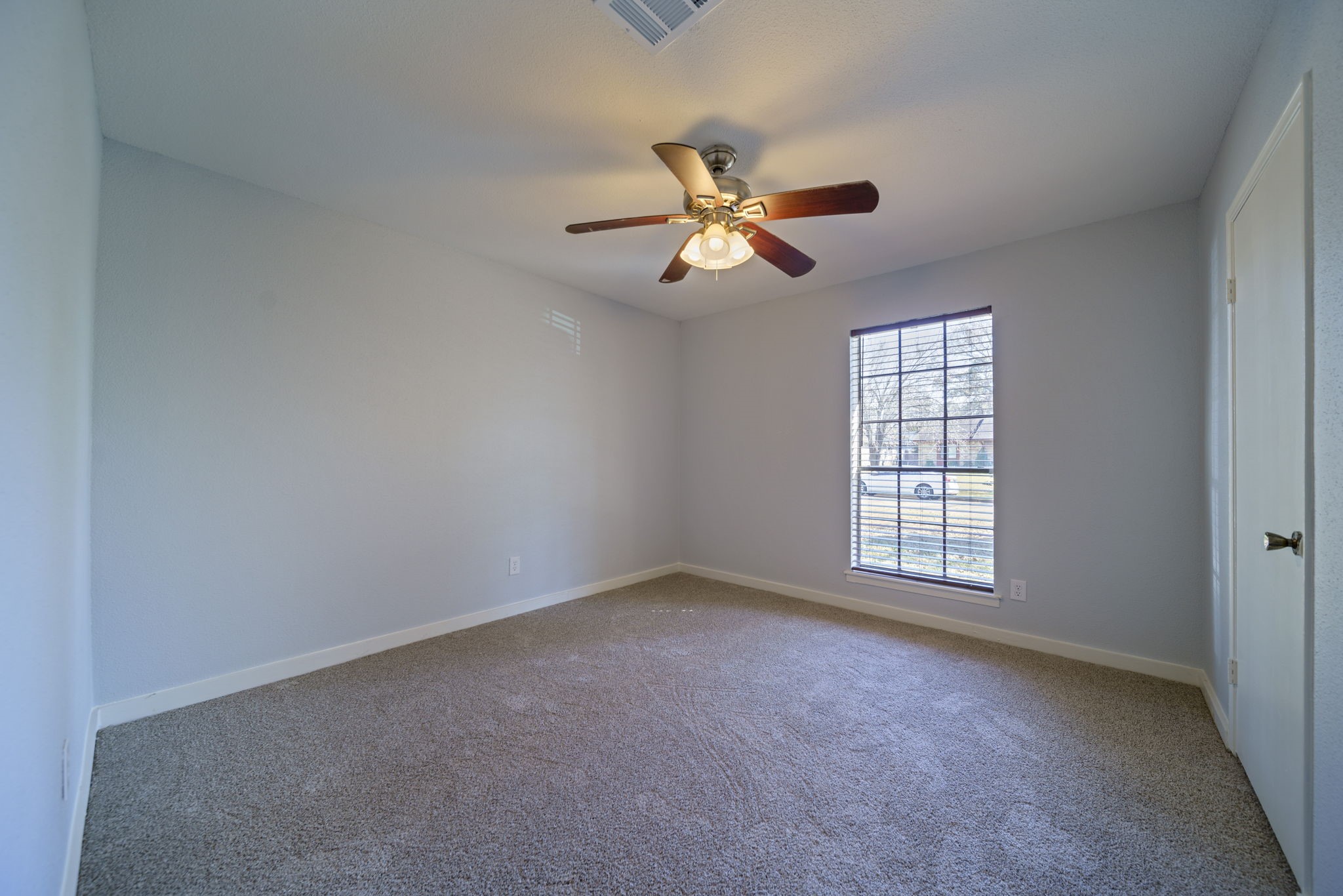 5015 Fitzwater Drive Spring, TX 77373 - Photo 12 of 18