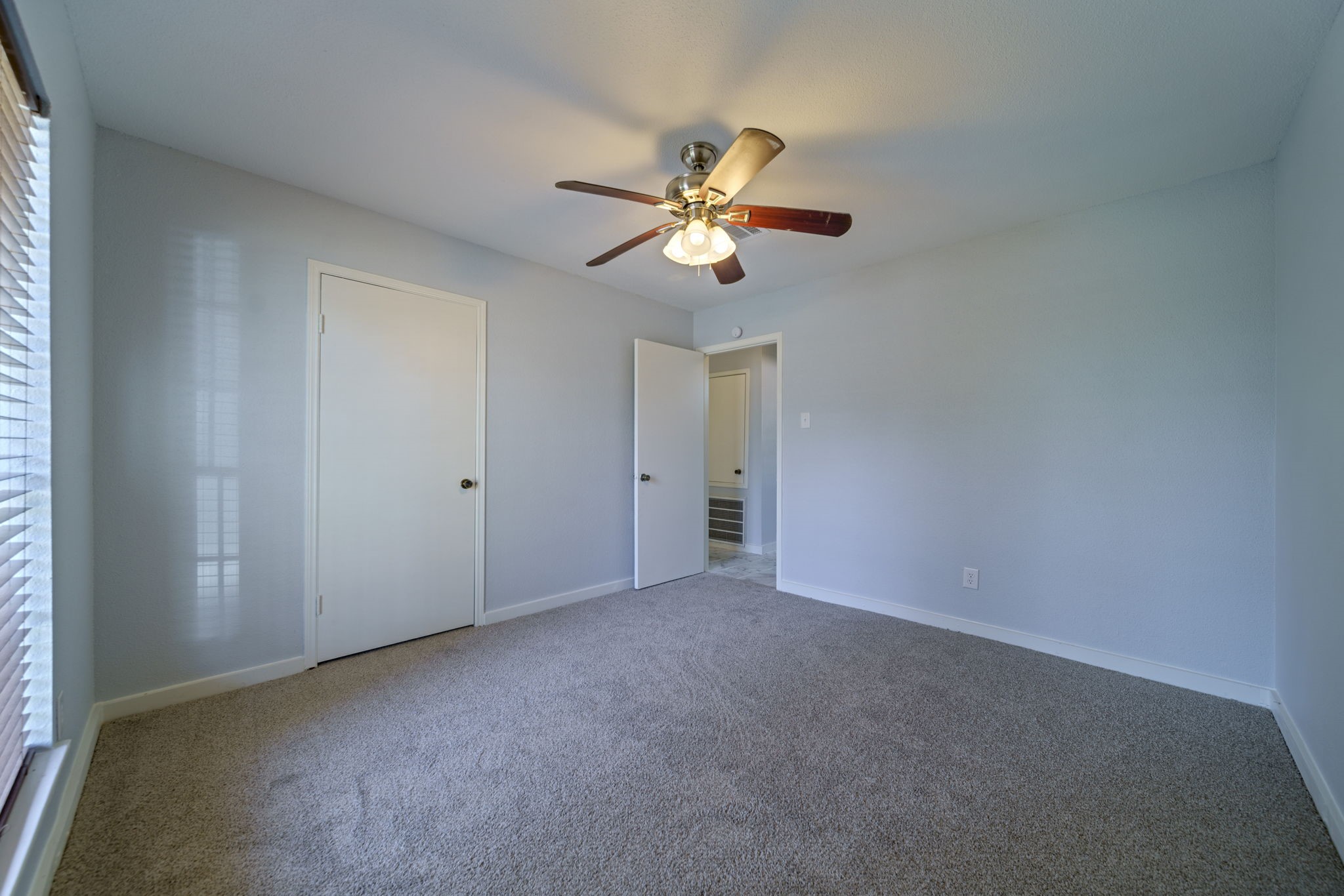 5015 Fitzwater Drive Spring, TX 77373 - Photo 13 of 18