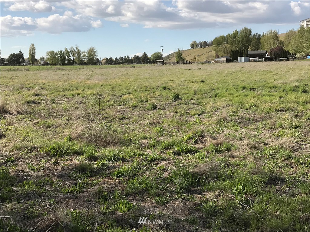 -nna Robinson Road Northeast Moses Lake, WA 98837 - Photo 8 of 11 Gallery Image 8