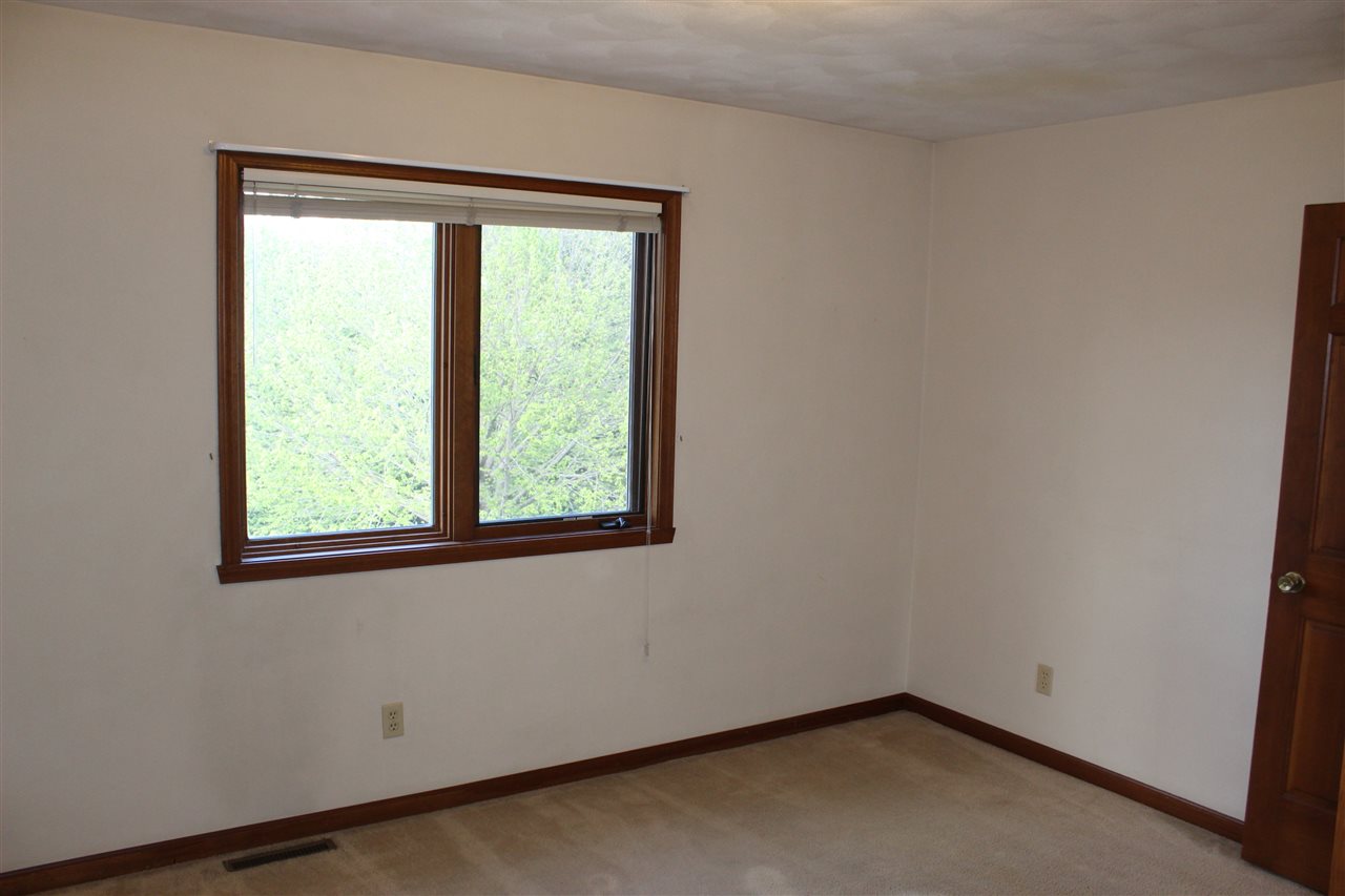 1721 Highridge Road Rockford, IL 61108 - Photo 16 of 25 Gallery Image 16