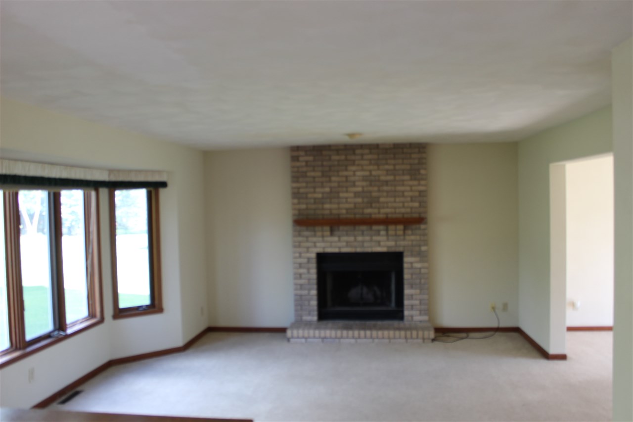 1721 Highridge Road Rockford, IL 61108 - Photo 7 of 25 Gallery Image 7
