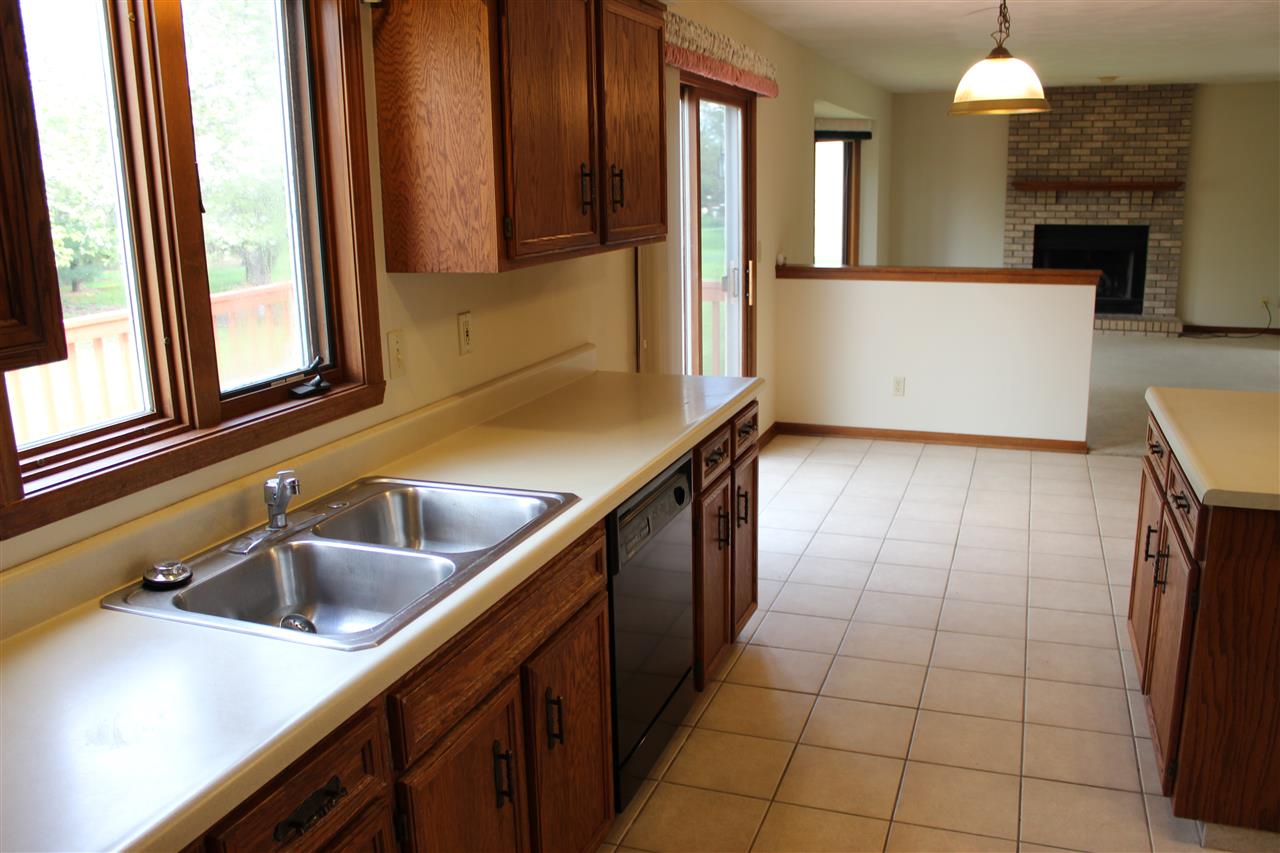1721 Highridge Road Rockford, IL 61108 - Photo 10 of 25 Gallery Image 10