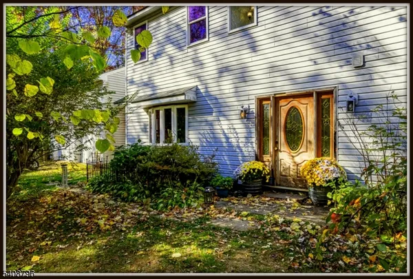 $525,000 | 3 Sleepy Hollow Road, Newton, NJ 07860