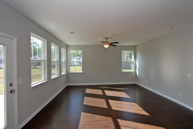 119 Triple Crown Road Moncks Corner, SC 29461 - Photo 19 of 31 Living Room