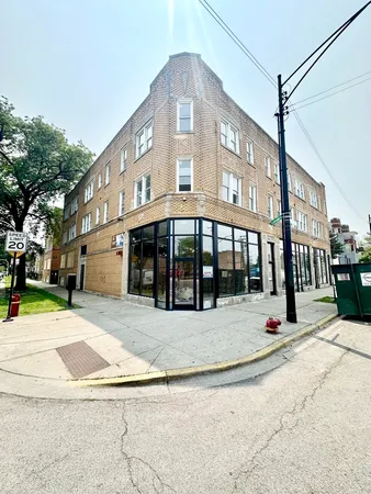 $1,800 | 3701 West Division Street, Unit 2, Chicago, IL 60651