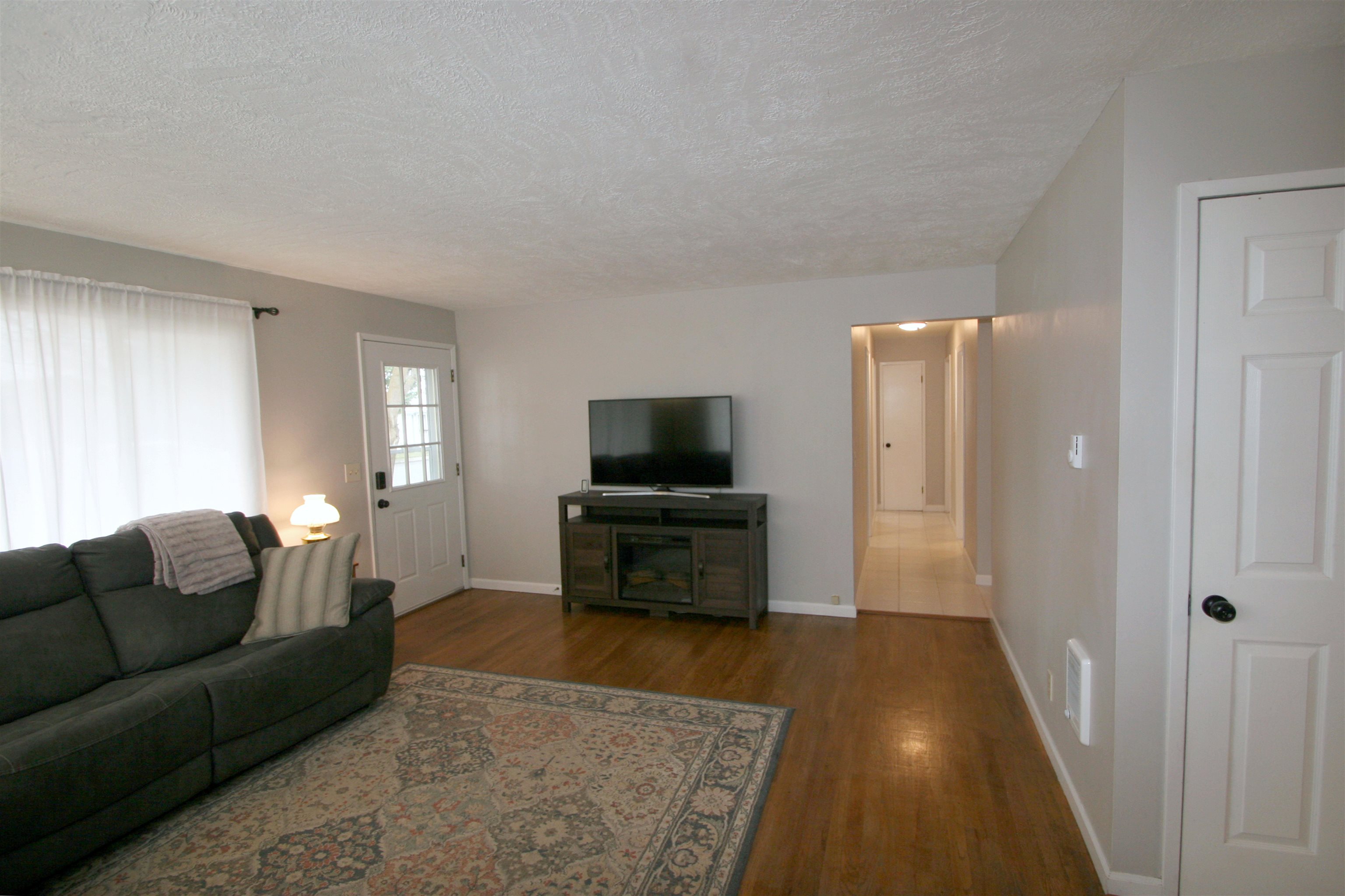 1422 4th Street Cheney, WA 99004 - Photo 4 of 35
