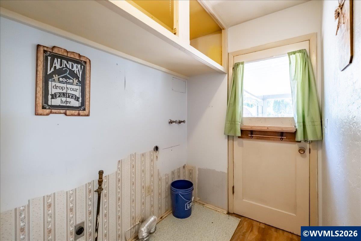 1012 South Water Street Silverton, OR 97381 - Photo 18 of 46
