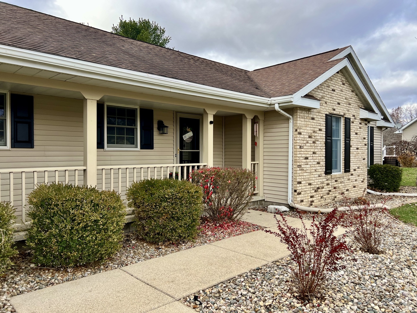 47 Springchester Mattoon, IL 61938 - Photo 5 of 44