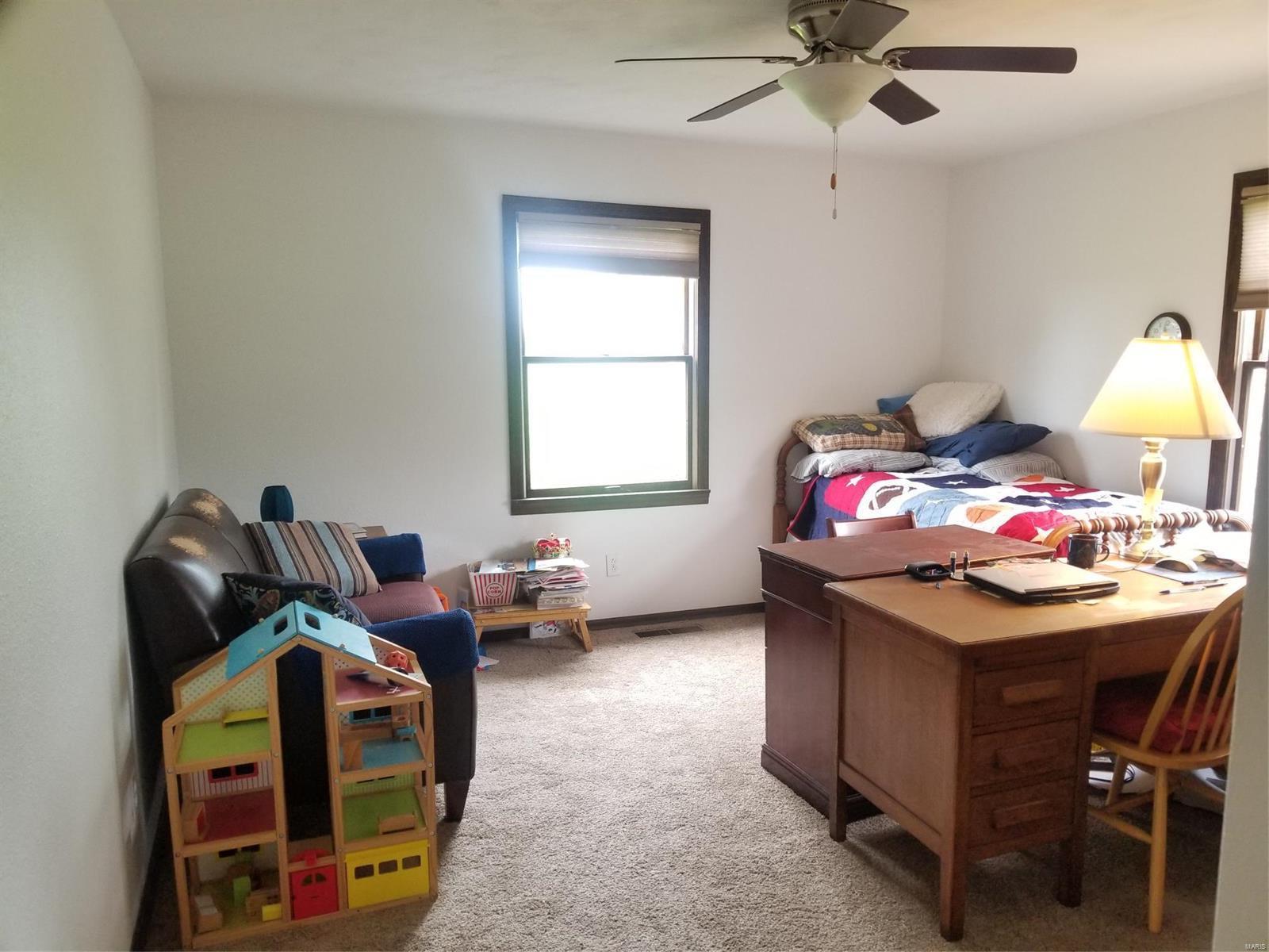 16315 Sweetgum Road Centralia, IL 62801 - Photo 9 of 18 Gallery Image 9