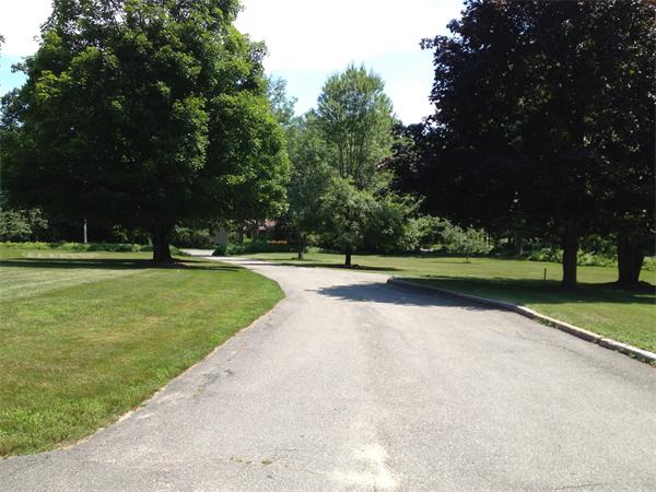 18 Squareshire Road Sterling, MA 01564 - Photo 2 of 27