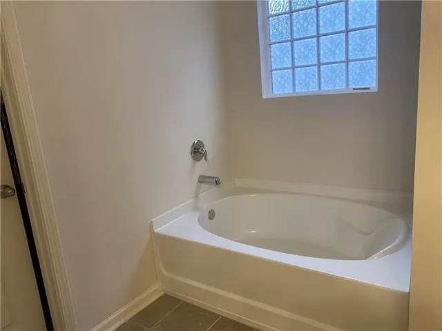 $2,200 | 6055 Hoot Owl Lane, Flowery Branch, GA 30542